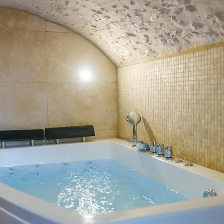 L'oxalis Villa, Sauna Et Jaccuzi Privatif וילה *